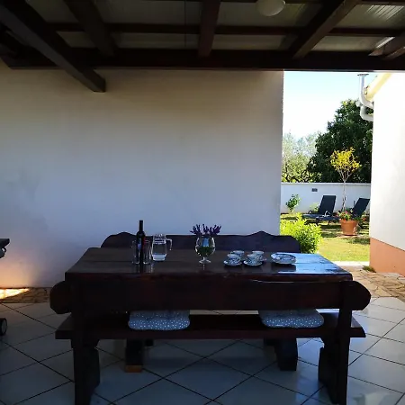 Holiday home Rural Sarisol *